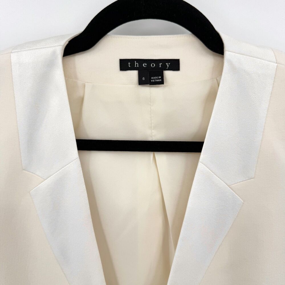 THEORY Cream Nabiel C Modern Virgin Wool Satin Lapel Buttonless Blazer Size 6 - Picture 2 of 9